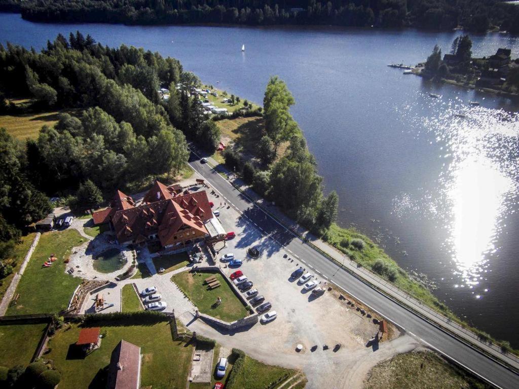 Hotel Leyla Frymburk Exterior photo